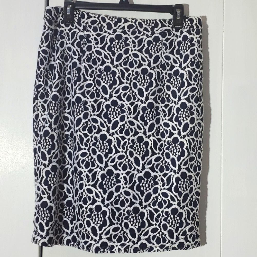 Eva Mendes| Womens Navy Blue White Floral Back Slit Skirt Careerwear Sz.12